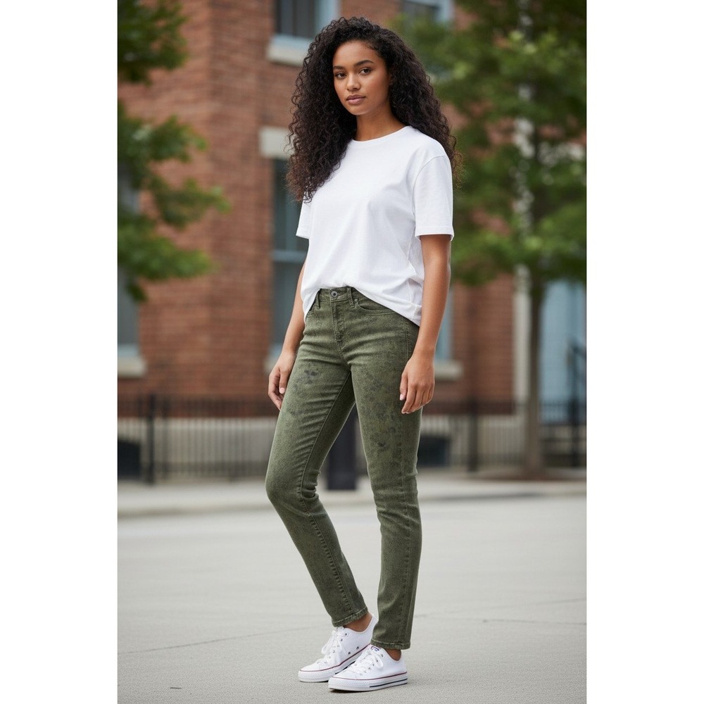 Rock‎ Republic Womens Jeans Green Camo Print Straight Leg Size 12 Kashmiere Crop